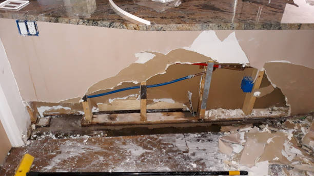 Best Sewage cleanup and water damage restoration  in Kingfisher, OK